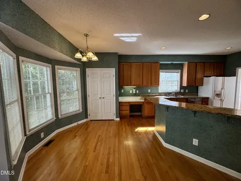 111 Ayelsford Drive Cary NC 27518