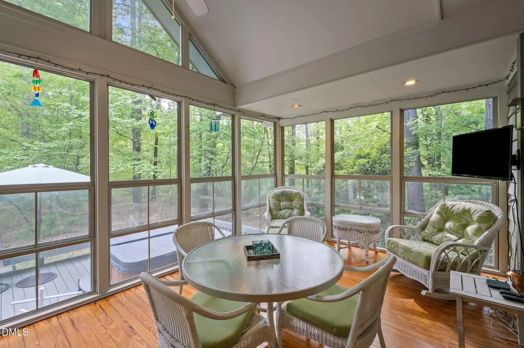 7019 Knotty Pine Drive Chapel Hill NC 27517