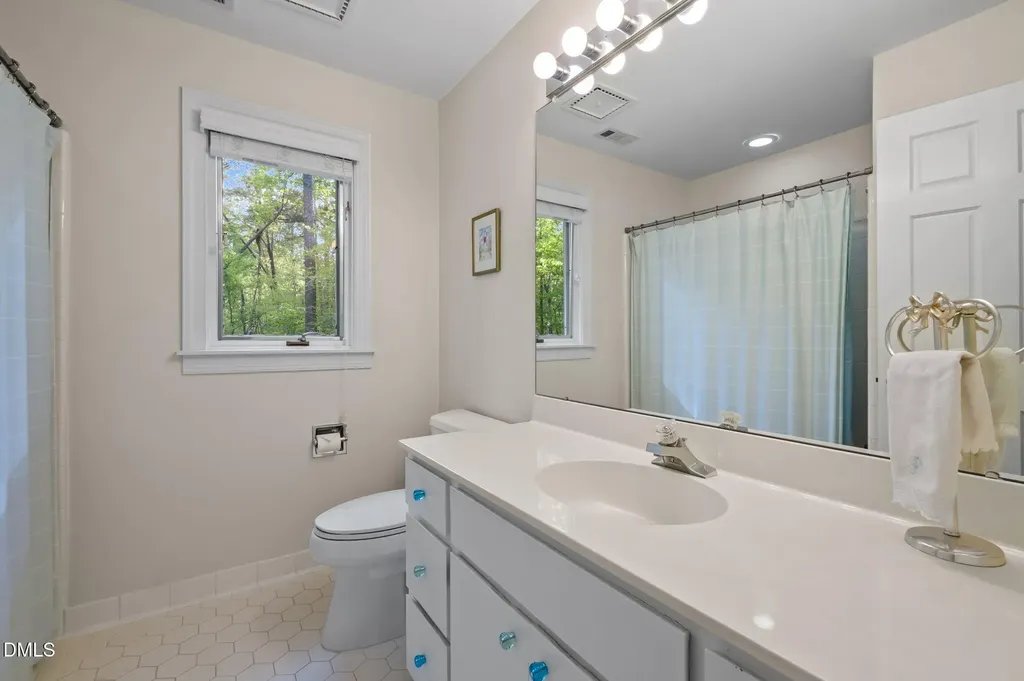 7019 Knotty Pine Drive Chapel Hill NC 27517