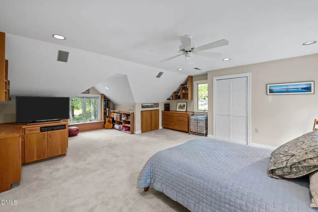 7019 Knotty Pine Drive Chapel Hill NC 27517