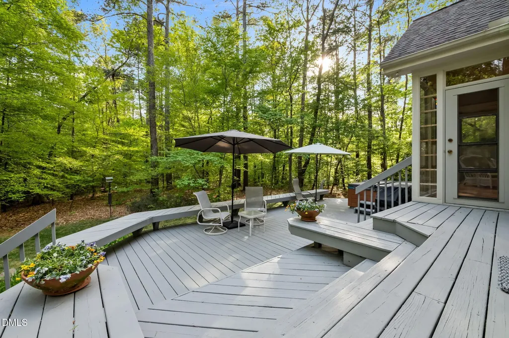 7019 Knotty Pine Drive Chapel Hill NC 27517