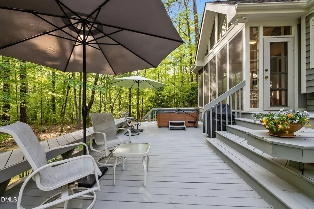 7019 Knotty Pine Drive Chapel Hill NC 27517