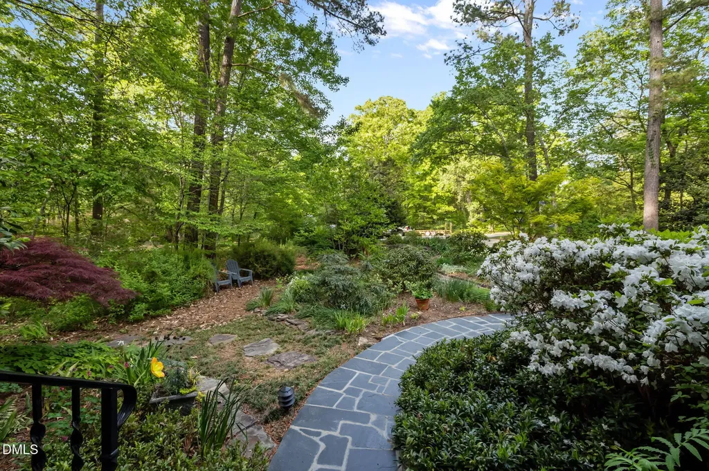 7019 Knotty Pine Drive Chapel Hill NC 27517