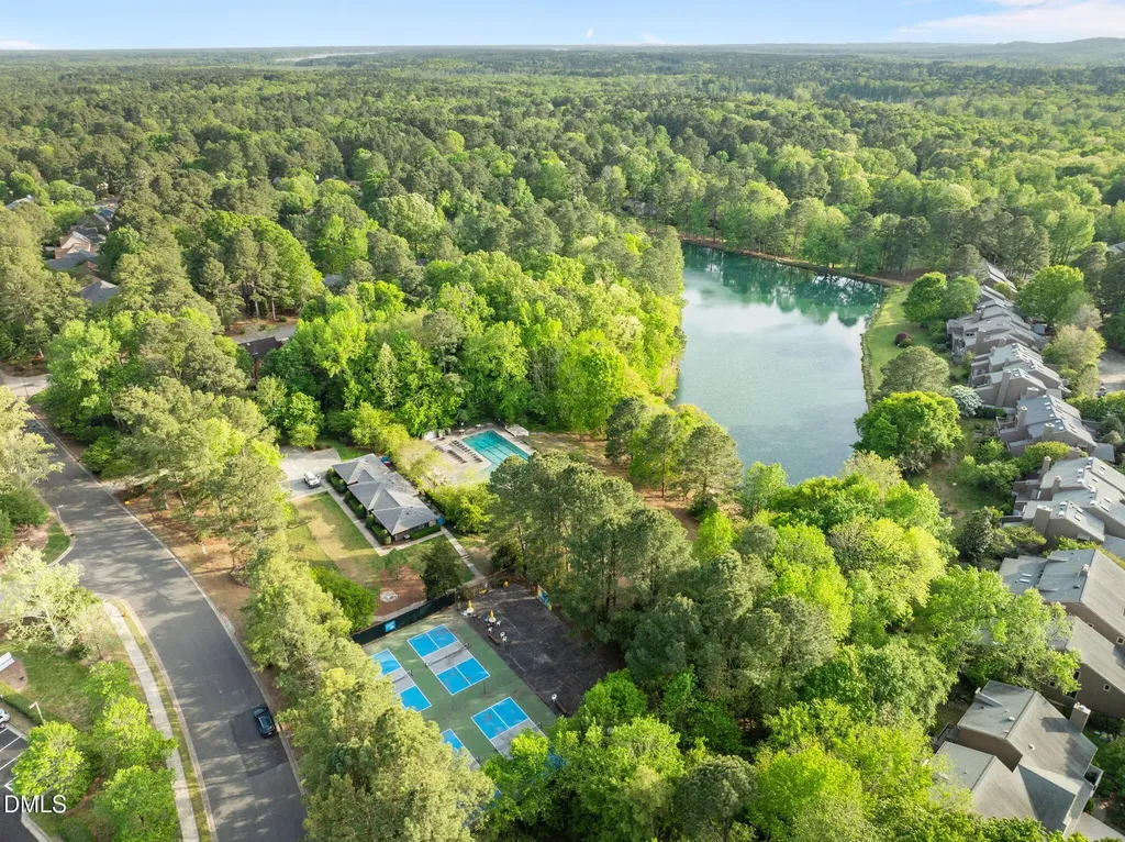 7019 Knotty Pine Drive Chapel Hill NC 27517