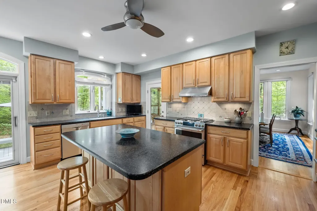 7019 Knotty Pine Drive Chapel Hill NC 27517