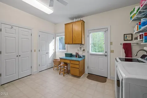 7019 Knotty Pine Drive Chapel Hill NC 27517