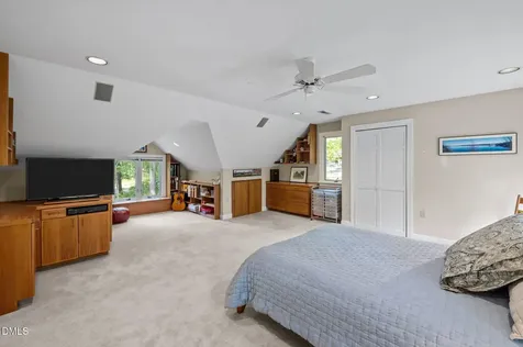 7019 Knotty Pine Drive Chapel Hill NC 27517