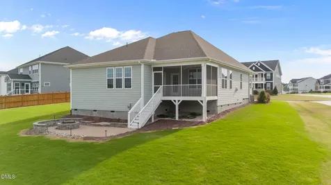 356 Dungannon Loop Clayton NC 27520