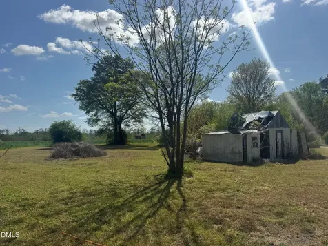 386 Bullard Road Autryville NC 28318