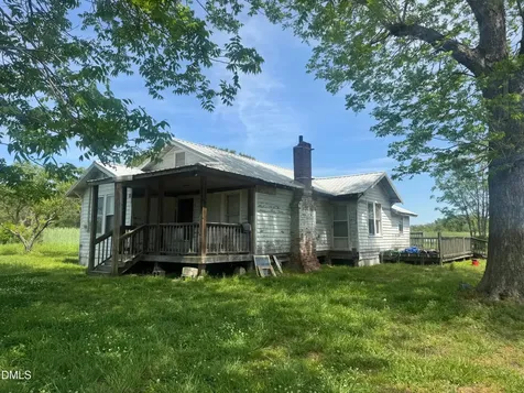 386 Bullard Road Autryville NC 28318