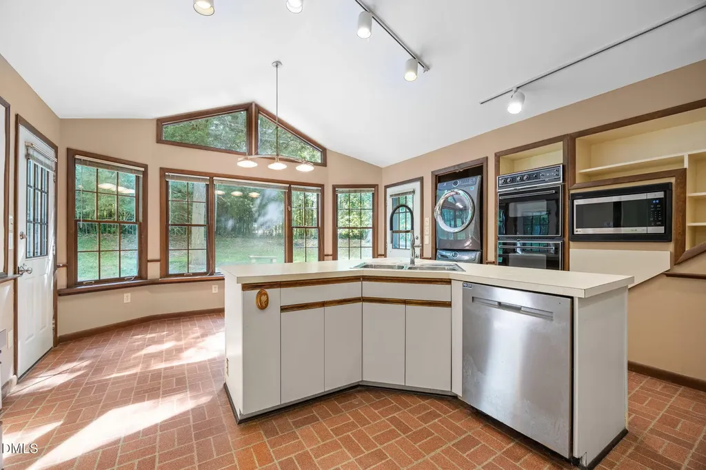 305 Plum Lane Chapel Hill NC 27517