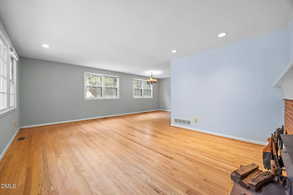 305 Plum Lane Chapel Hill NC 27517