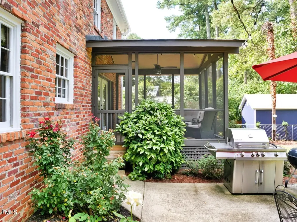 5017 Sandlewood Drive Raleigh NC 27609