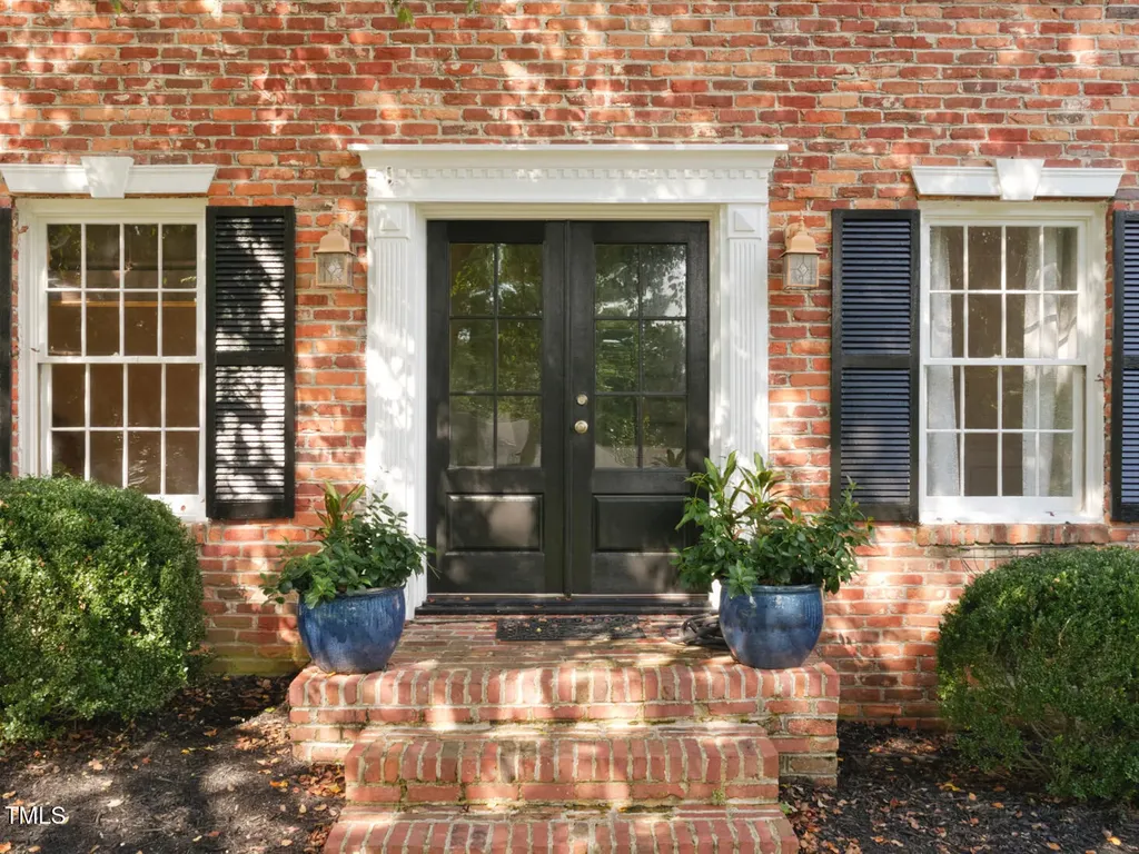 5017 Sandlewood Drive Raleigh NC 27609