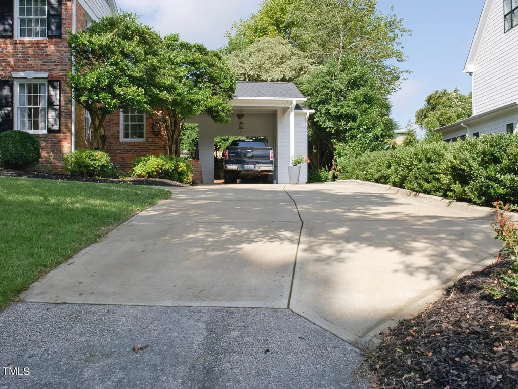 5017 Sandlewood Drive Raleigh NC 27609