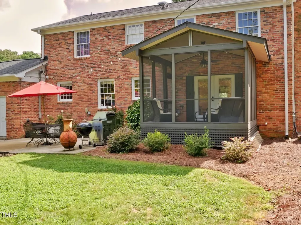 5017 Sandlewood Drive Raleigh NC 27609