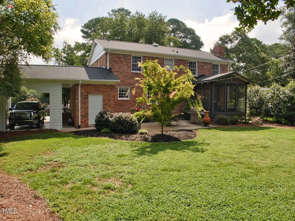 5017 Sandlewood Drive Raleigh NC 27609