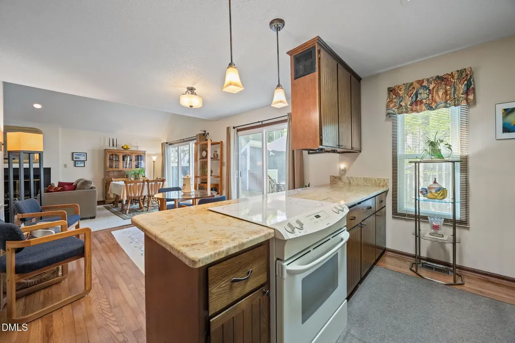 2931 Rue Sans Famille Raleigh NC 27607