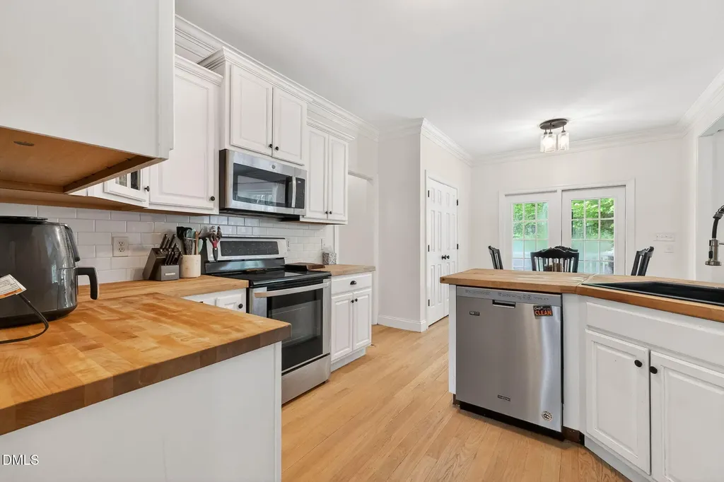 130 Pea Island Circle Garner NC 27529