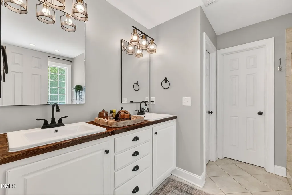 130 Pea Island Circle Garner NC 27529