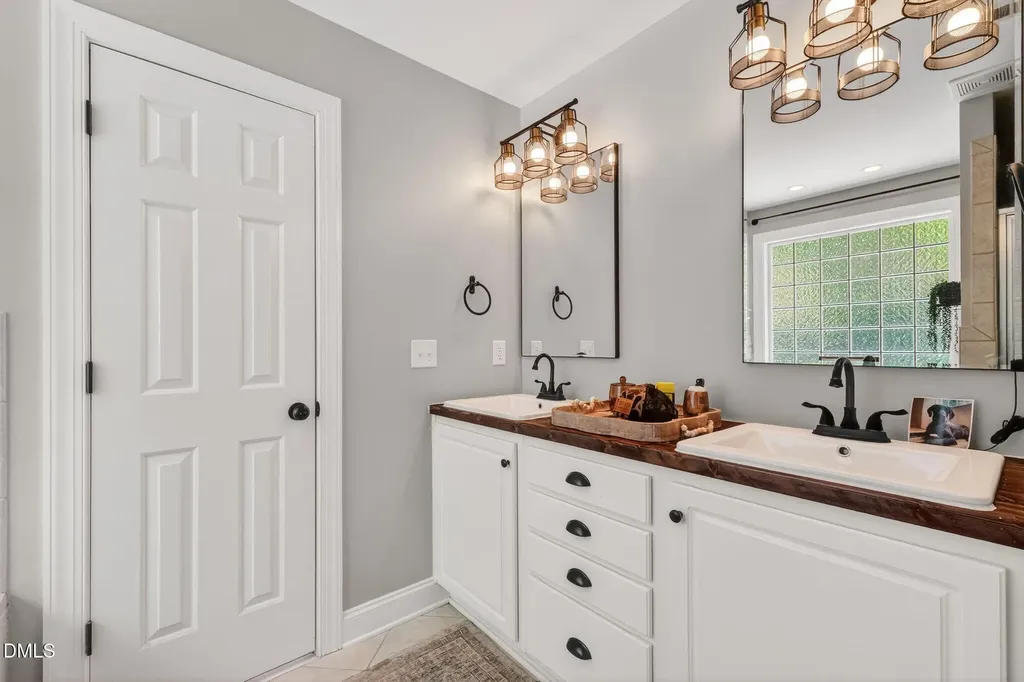130 Pea Island Circle Garner NC 27529