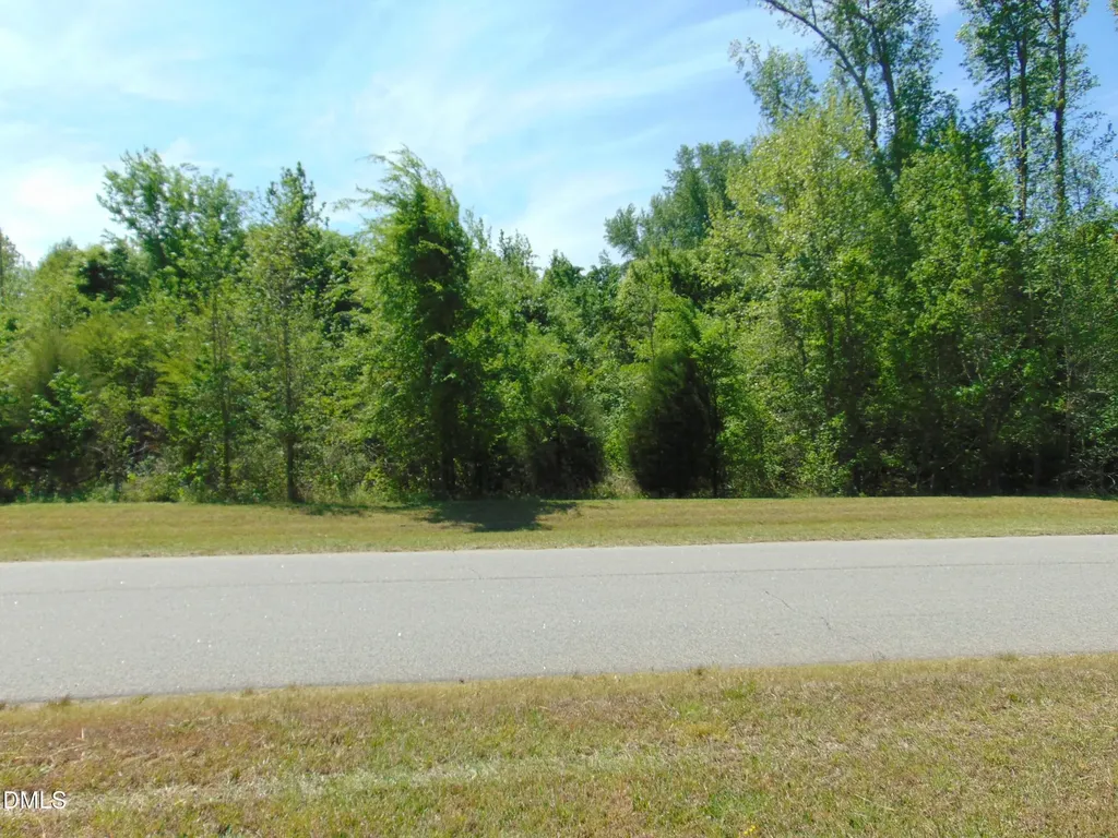 74 Waterstone Lane Henderson NC 27537