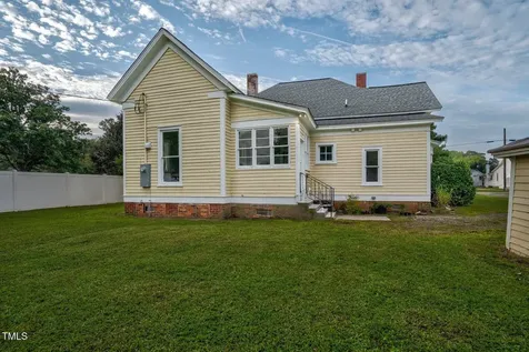 206 W Blalock Road Lucama NC 27851