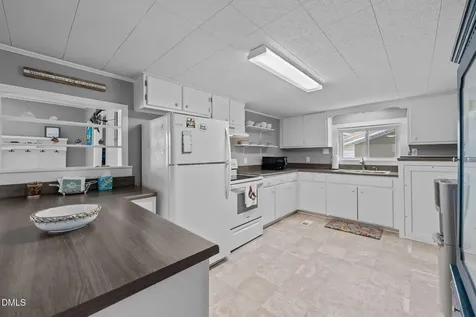 66 E North Shore Lane Arapahoe NC 28510