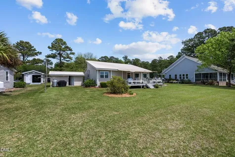 66 E North Shore Lane Arapahoe NC 28510