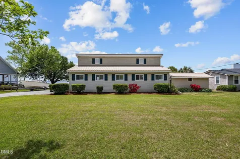 66 E North Shore Lane Arapahoe NC 28510