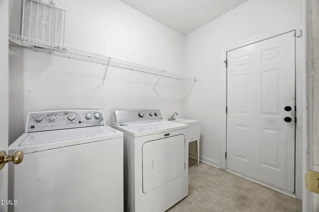 1813 Whittington Drive Raleigh NC 27614