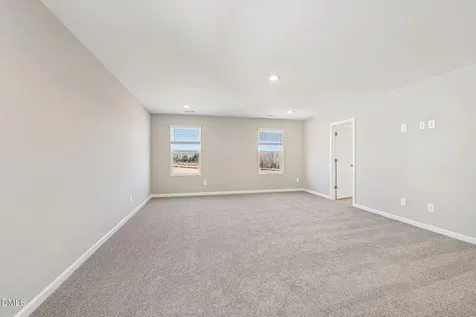 100 Stradshire Court Zebulon NC 27597