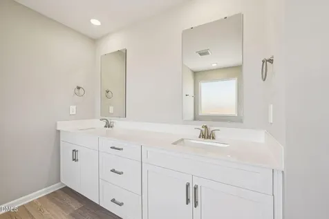 100 Stradshire Court Zebulon NC 27597
