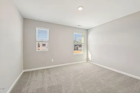 100 Stradshire Court Zebulon NC 27597
