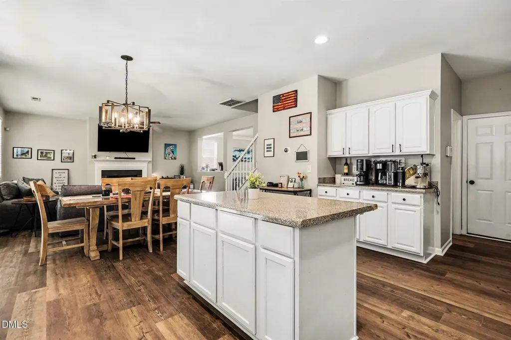 128 Smart Court Clayton NC 27520