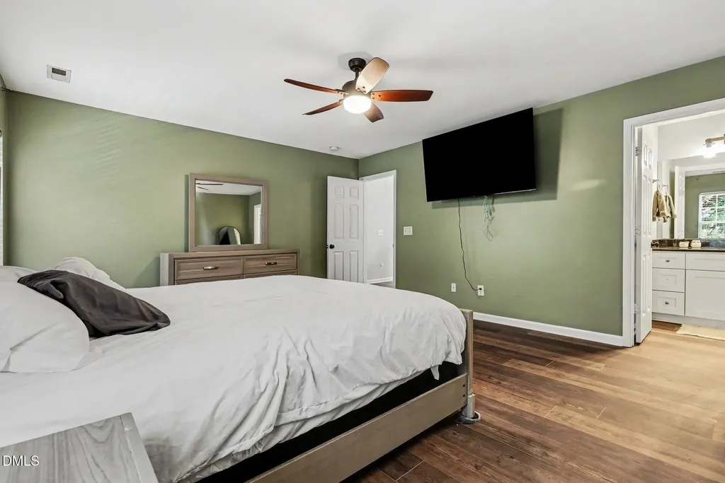 128 Smart Court Clayton NC 27520