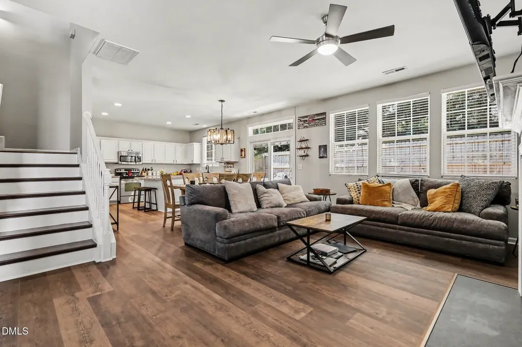 128 Smart Court Clayton NC 27520