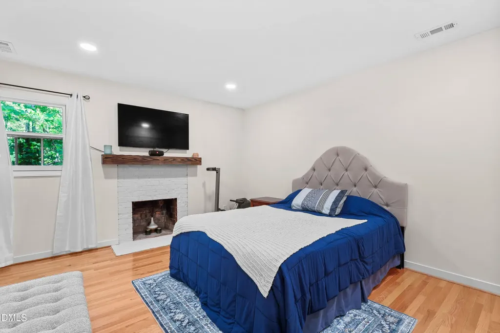 620 Arlington Chapel Hill NC 27514