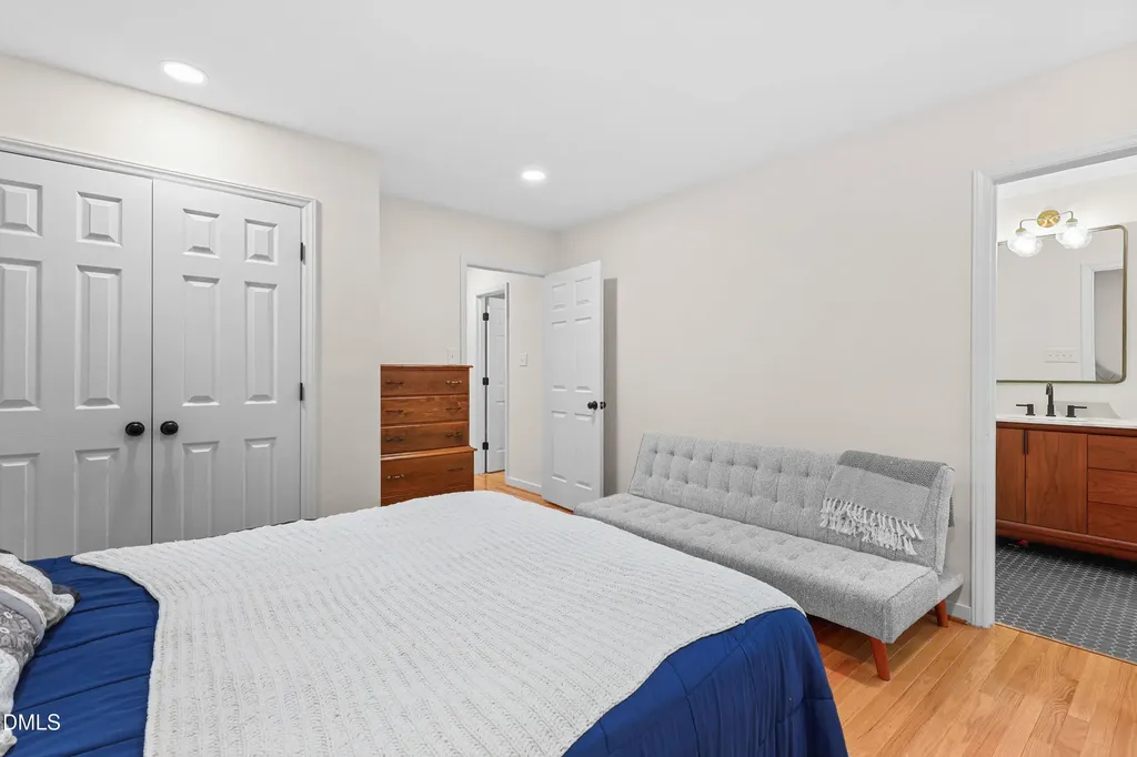 620 Arlington Chapel Hill NC 27514