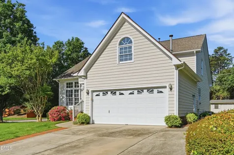 6801 Lynnoak Drive Raleigh NC 27613