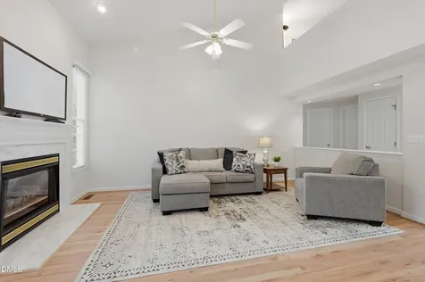 6801 Lynnoak Drive Raleigh NC 27613