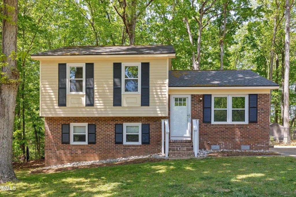7921 Castlelake Court Raleigh NC 27615