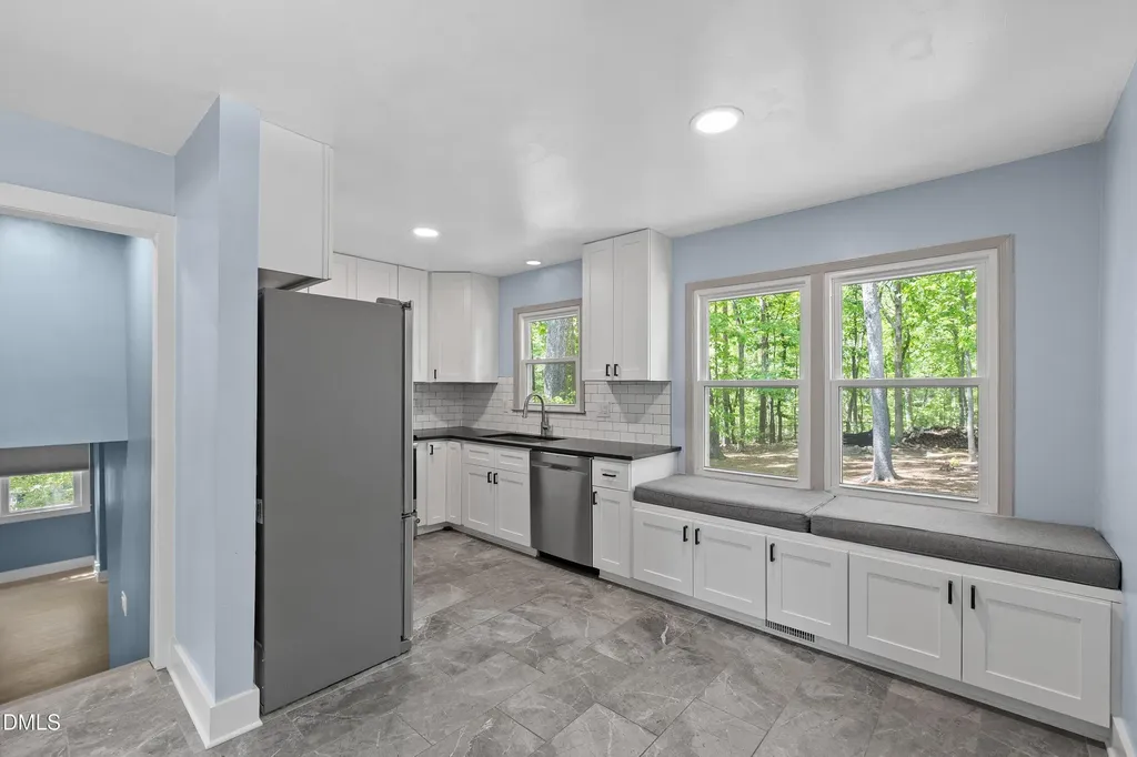 7921 Castlelake Court Raleigh NC 27615