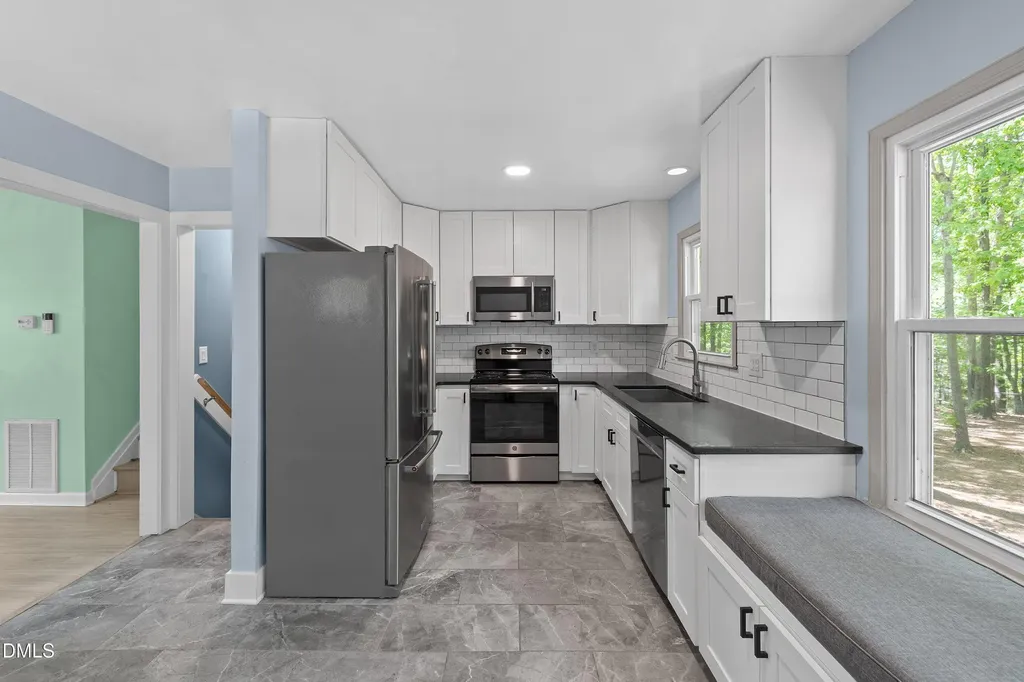 7921 Castlelake Court Raleigh NC 27615