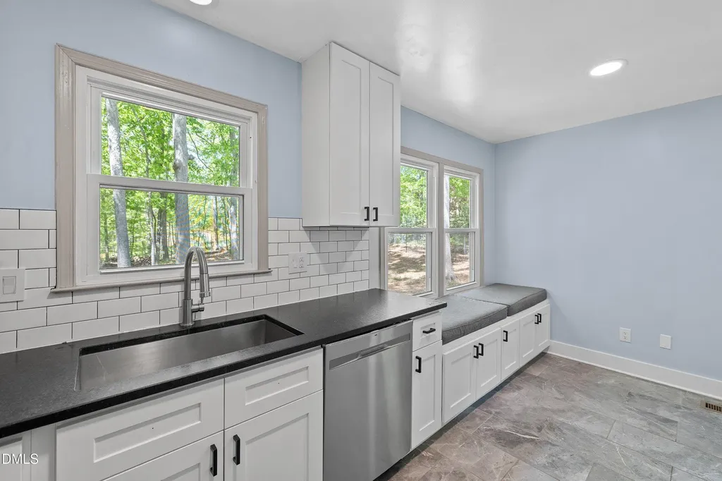 7921 Castlelake Court Raleigh NC 27615