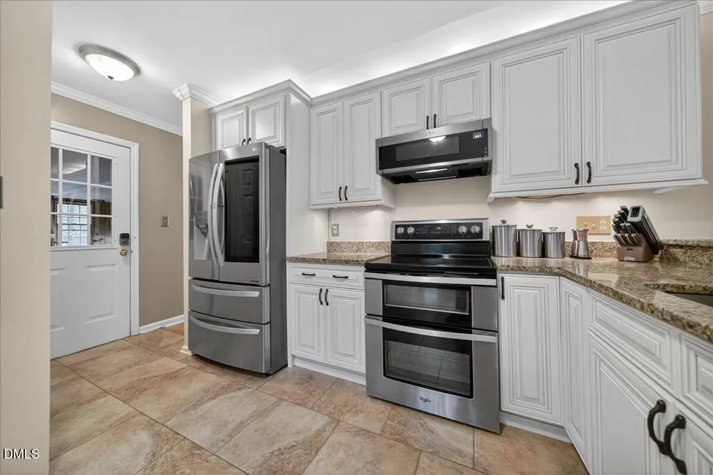 9536 Bells Valley Drive Raleigh NC 27617