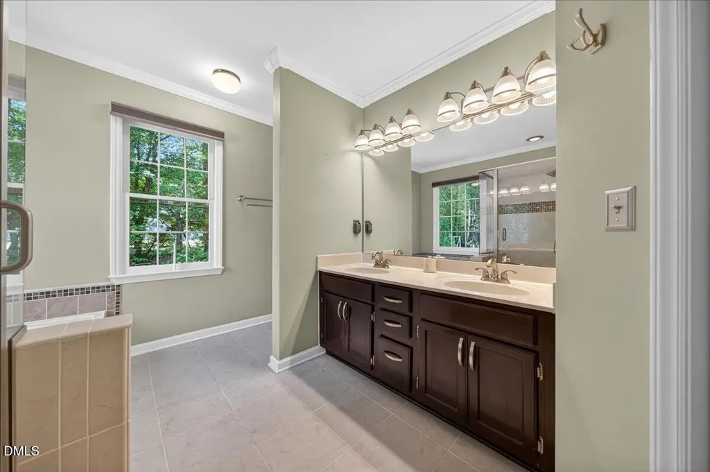 9536 Bells Valley Drive Raleigh NC 27617