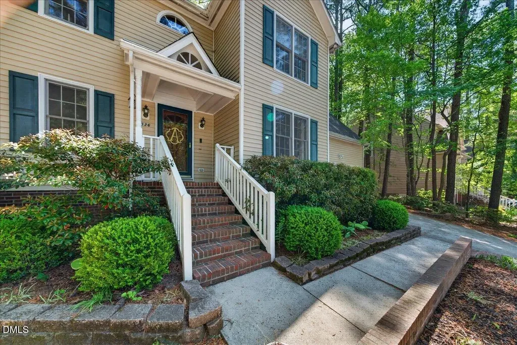 9536 Bells Valley Drive Raleigh NC 27617
