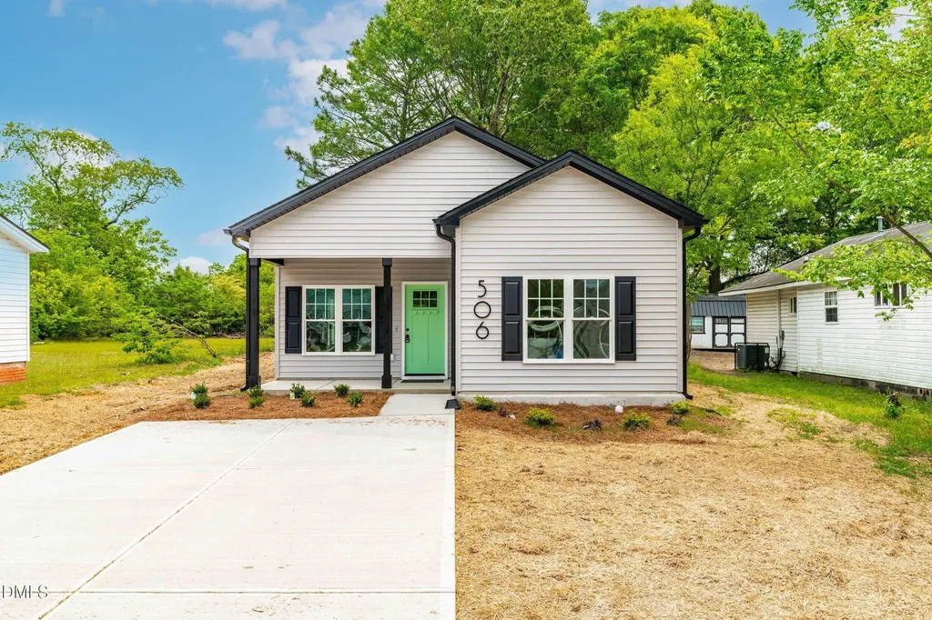 506 E Townsend Street Dunn NC 28334