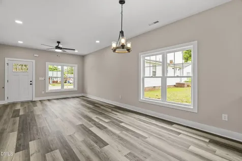 506 E Townsend Street Dunn NC 28334